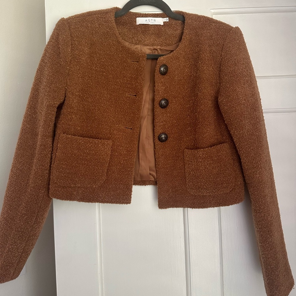 ASTR The Label Brown Tweed Cropped Blazer